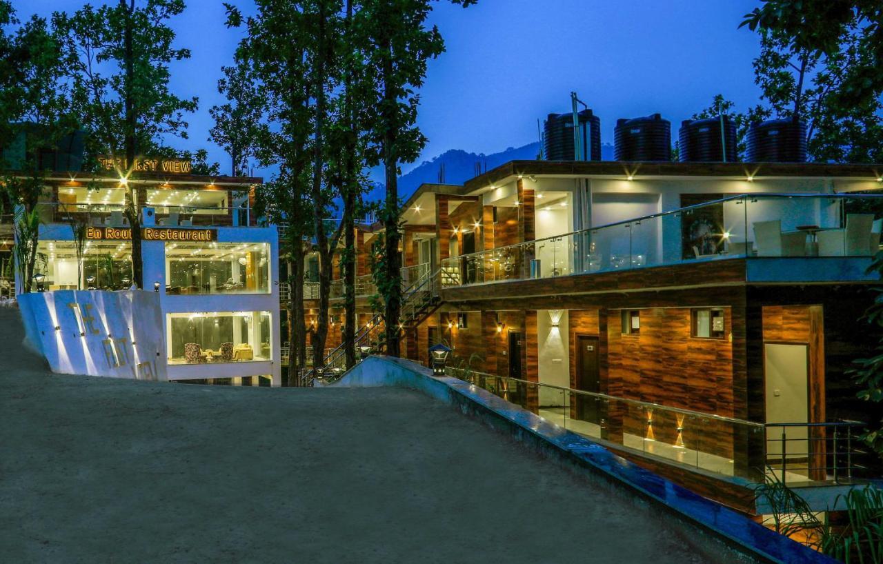 The First View Resort Лансдаун Экстерьер фото